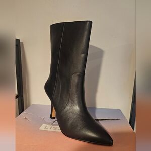 Elegant Black Women's Boots